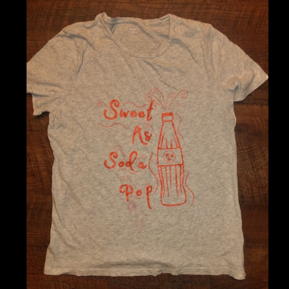 Light grey graphic Tee